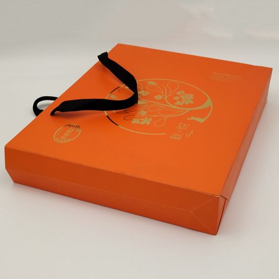 Color Paper Red Gift Box with Gold Foil Debossed Logo